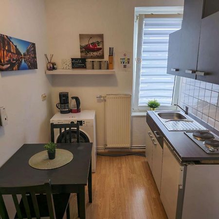 Praktische City Apartments Direkt Am Hauptbahnhof Neumünster Exteriör bild