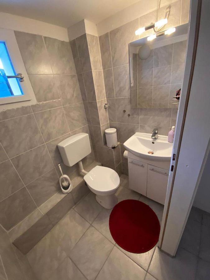 Praktische City Apartments Direkt Am Hauptbahnhof Neumünster Exteriör bild