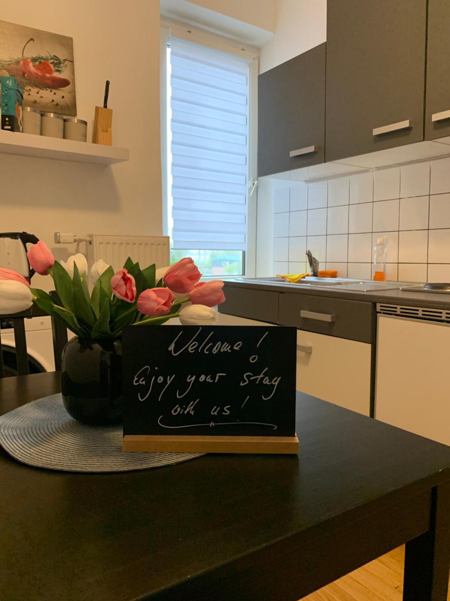 Praktische City Apartments Direkt Am Hauptbahnhof Neumünster Exteriör bild