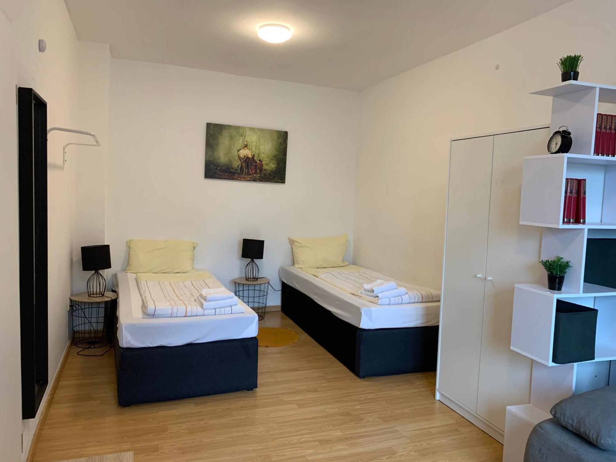 Praktische City Apartments Direkt Am Hauptbahnhof Neumünster Exteriör bild