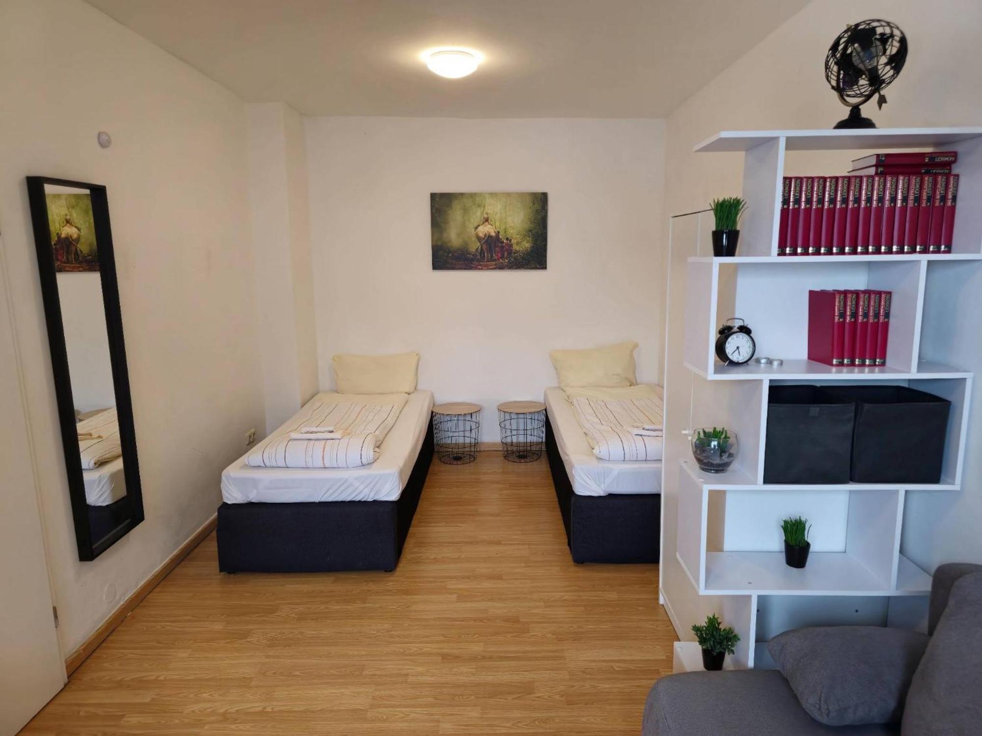 Praktische City Apartments Direkt Am Hauptbahnhof Neumünster Exteriör bild