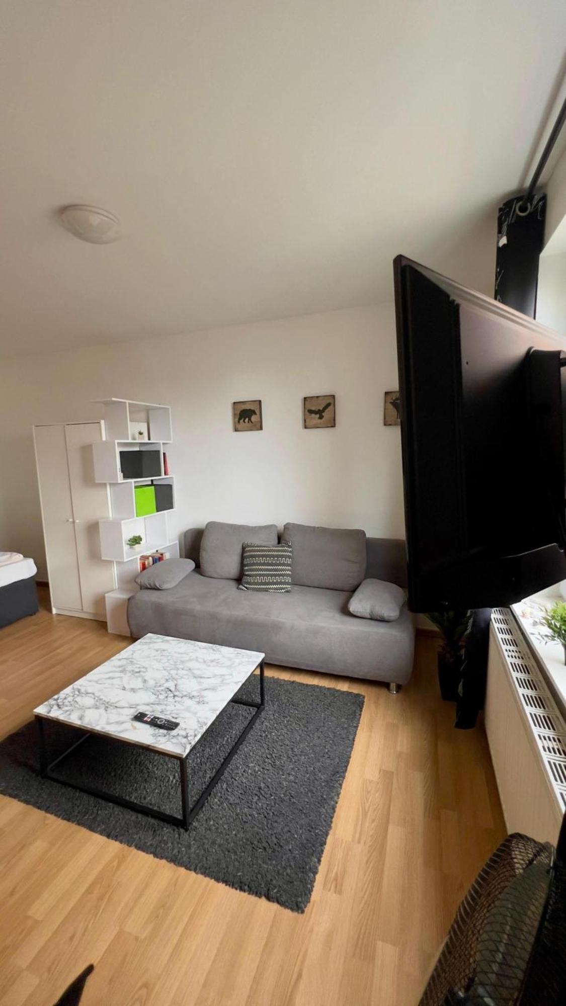 Praktische City Apartments Direkt Am Hauptbahnhof Neumünster Exteriör bild