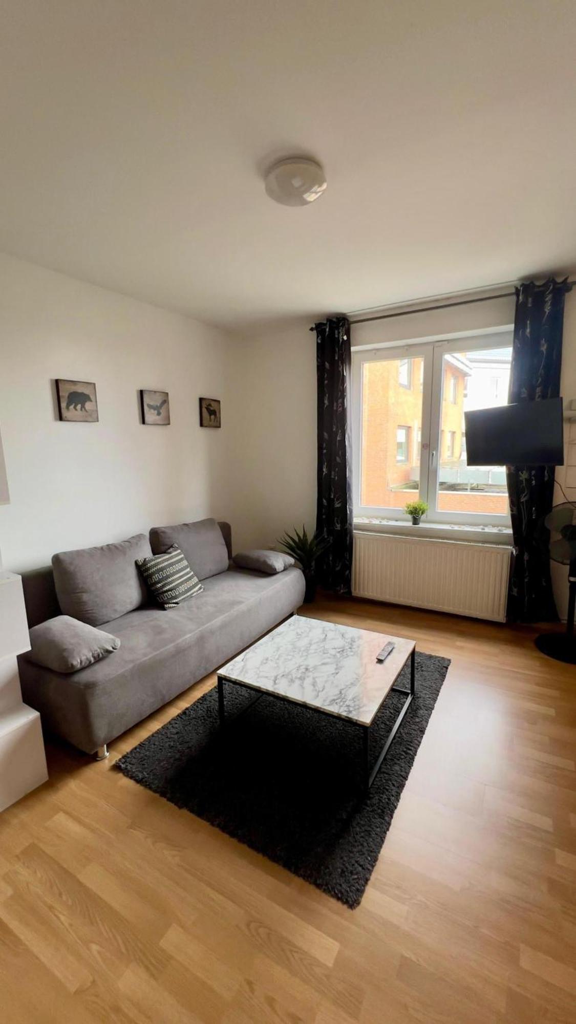 Praktische City Apartments Direkt Am Hauptbahnhof Neumünster Exteriör bild